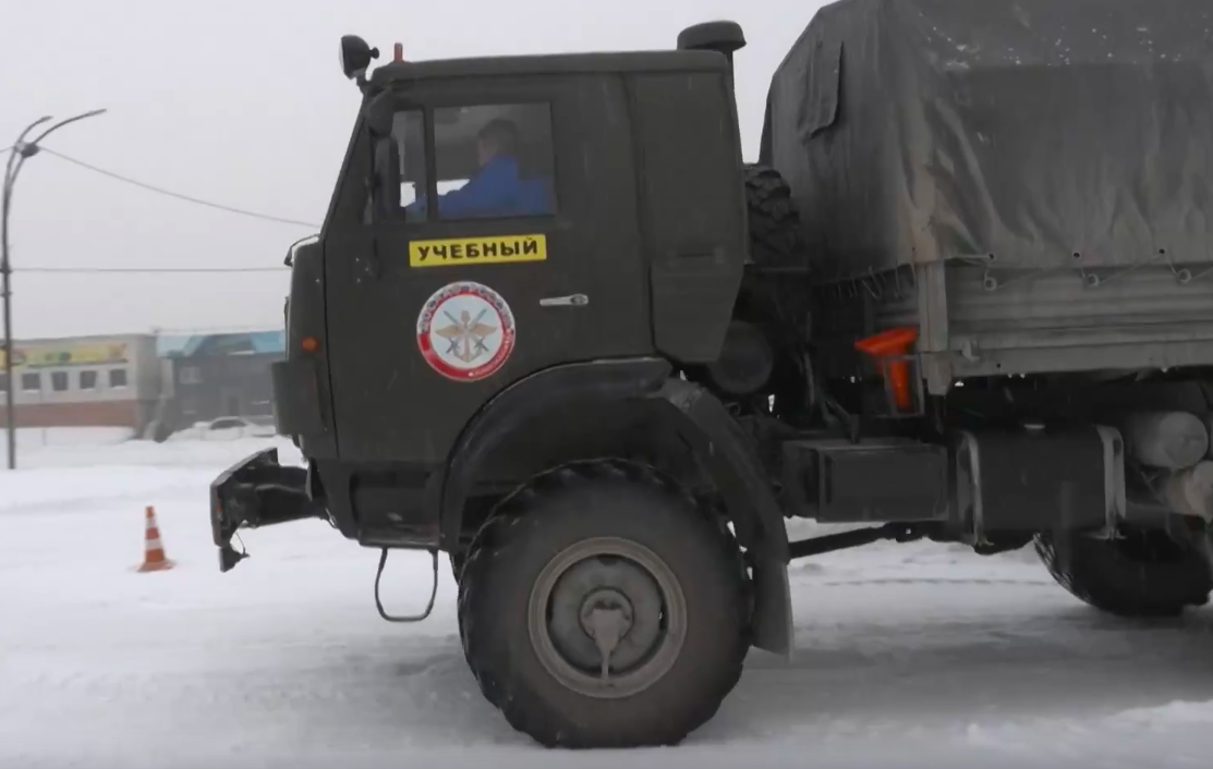В 2026 году ДОСААФ Новосибирской области начало обучение десятков военных водителей