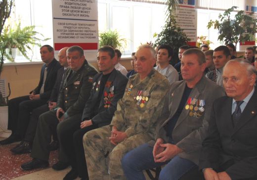 Курсанты ДОСААФ и лицеисты встретились с ветеранами войны в Афганистане