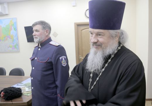 Представители православного духовенства и казачества удостоились наград ДОСААФ России