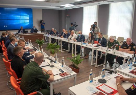 ДОСААФ Севастополя возобновит подготовку парашютистов