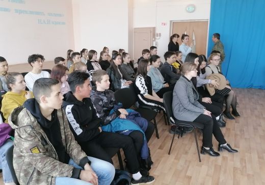 Учащимся сельской школы рассказали о подвиге Юрия Гагарина