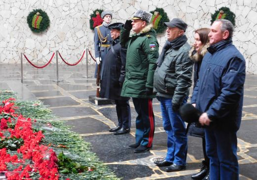 Защитники Сталинграда стояли намертво…