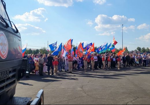 Митинг-концерт в поддержку армии