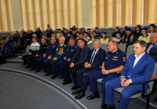 Липецкие досаафовцы подписали соглашение с центром «Авангард»