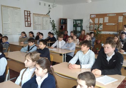 Поисковики провели «Урок Мужества»