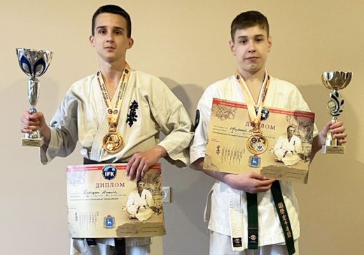 Калининградские каратисты своего тренера на подвели