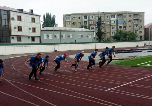 Сдавали курсанты ДОСААФ нормы…