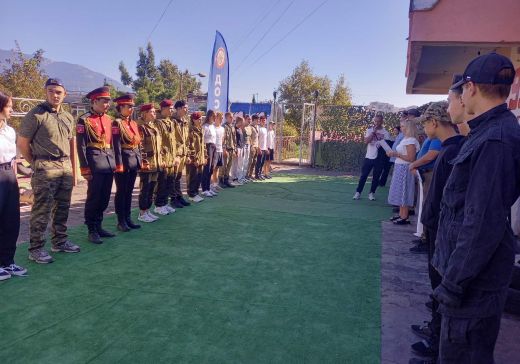 К муниципальному этапу фестиваля готовились на только стрелки…
