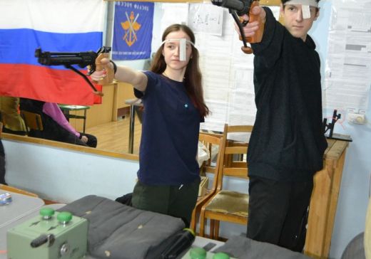 Один турнир спешит другой сменить…