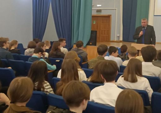Кировские школьники узнали о подвиге стратонавтов