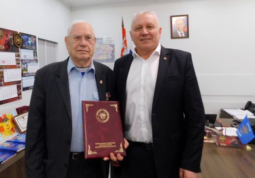 Ветерана ДОСААФ Калининградской области поздравили с юбилеем