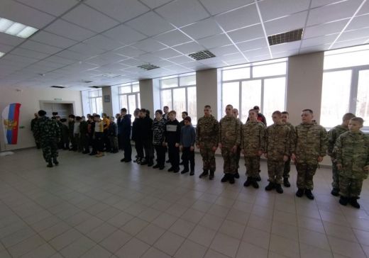 Весенняя смена военно-патриотического лагеря «Юный парашютист»