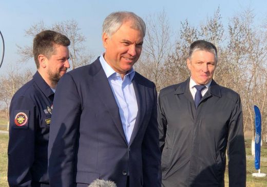 Вячеслав Володин в День космонавтики возложил цветы к памятнику Гагарину