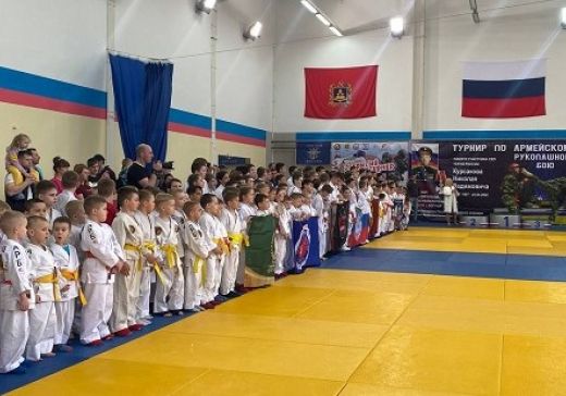 Рукопашному бою учат с детского возраста