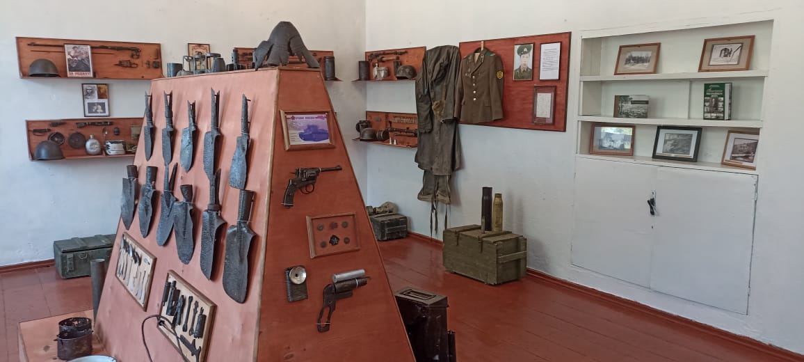 Открыт музей в крымской школе