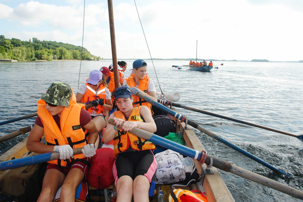 Юные моряки из Саратова приурочили речной поход к Дню Военно-Морского Флота