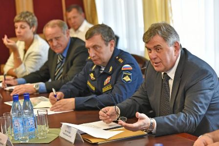 Председатель ДОСААФ России Александр Колмаков в Ярославле встретился с губернатором региона Сергеем Ястребовым
