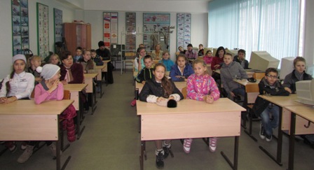 Воспитанники церковно-приходской школы побывали в Иркутском ДОСААФ