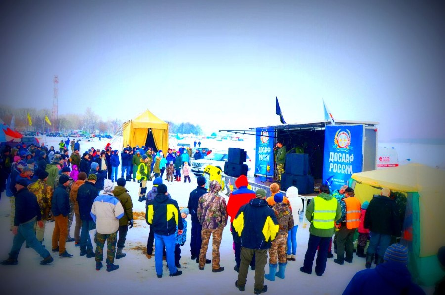 Зимний фестиваль по внедорожному автоспорту ДОСААФ России ;JeepFest; прошел в Коломне