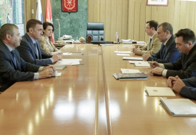 Рабочая встреча председателя ДОСААФ России Александра Колмакова и губернатора Тульской области Алексея Дюмина