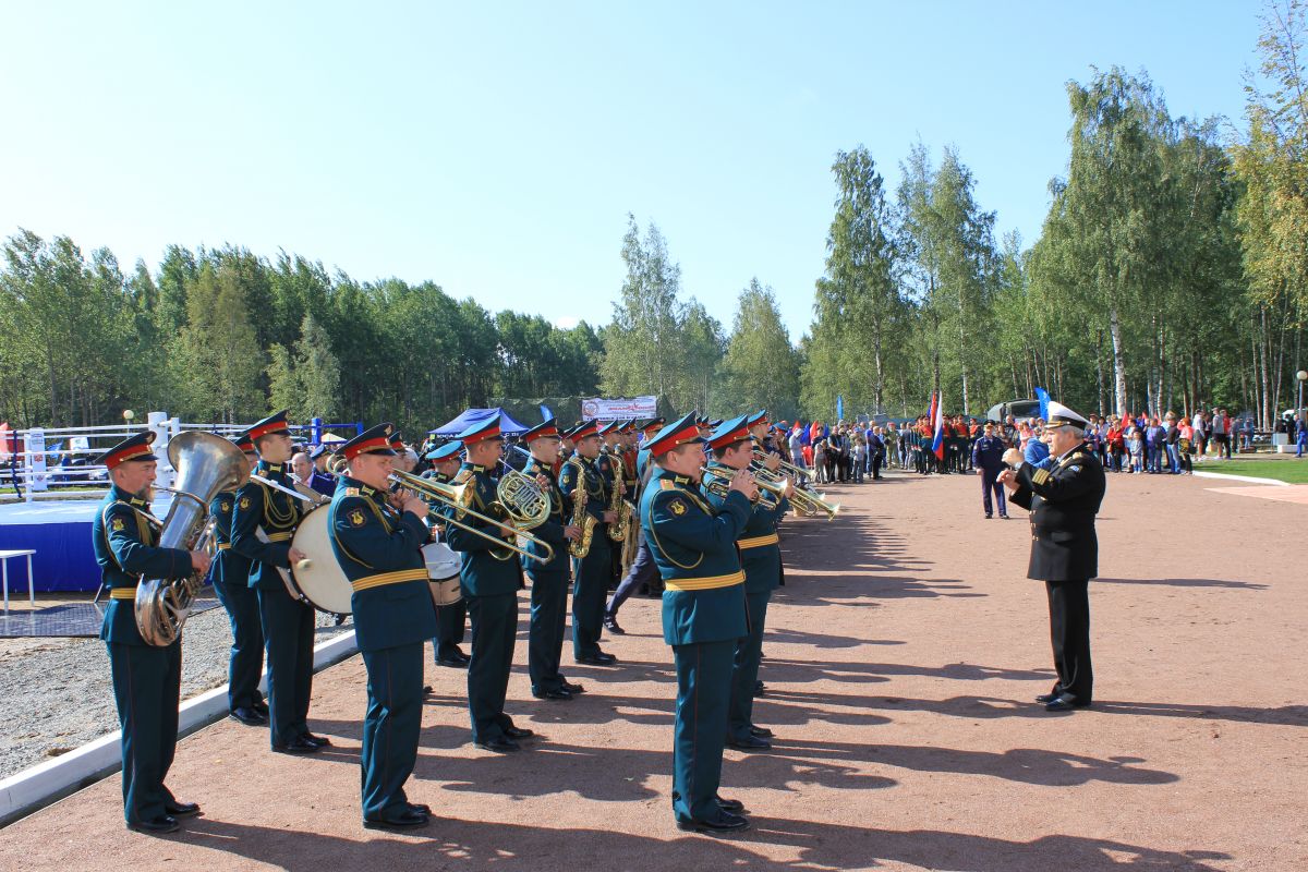 В Ленинградской области на аэродроме Горская состоялся авиационный праздник в честь Дня воздушного флота России