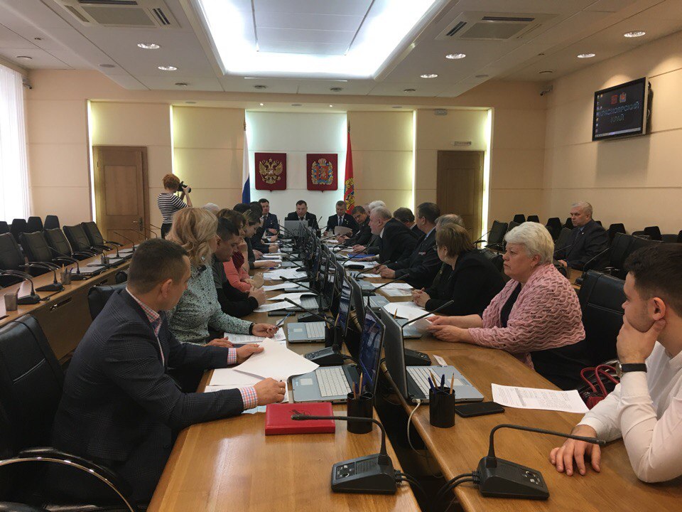 Депутаты Госдумы в Красноярске обсудили вопросы  военно-патриотического воспитания