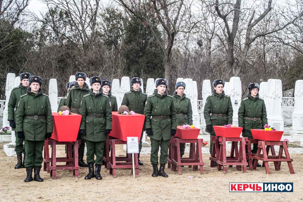 В День неизвестного солдата на Керченском воинском кладбище нашел покой 21 советский солдат