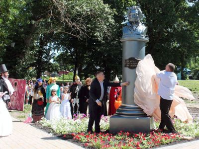 В Моршанске воссоздали памятник Пушкину