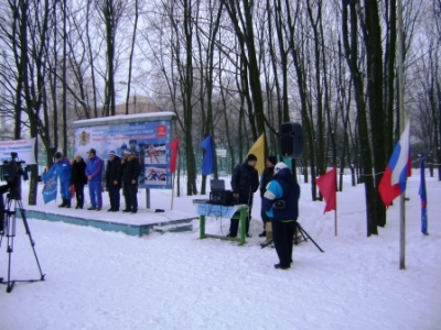 На «Рязанскую ДОСААФовскую лыжню» вышли сотни человек