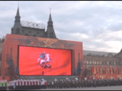 Торжественный марш на Красной площади столицы