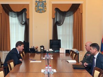 Рабочая встреча Сергея Маева с губернатором Псковской области Андреем Турчаком