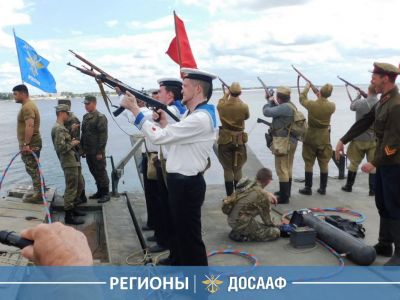 ДОСААФ России почтил память героев Сталинградской битвы