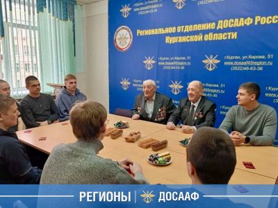 Герои нашего времени: встреча курсантов ДОСААФ с ликвидаторами Чернобыля