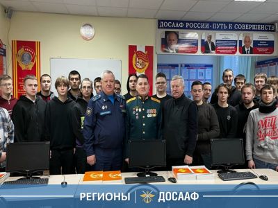 +25 курсантов приступили к подготовке по ВУС в Ломоносовской автошколе ДОСААФ