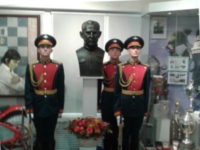 В музее ЦСКА установлен бюст прославленного спортсмена и тренера