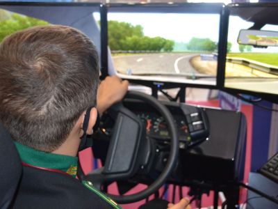 От виртуального вождения к реальным автомобильным правам