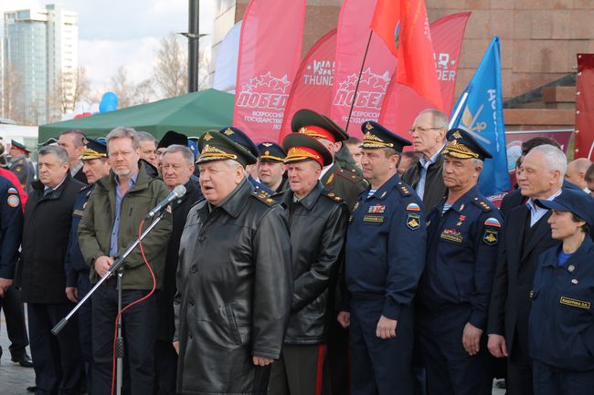 Генерал армии Виктор Ермаков возглавил оргкомитет военно-тактических игр «Заря»