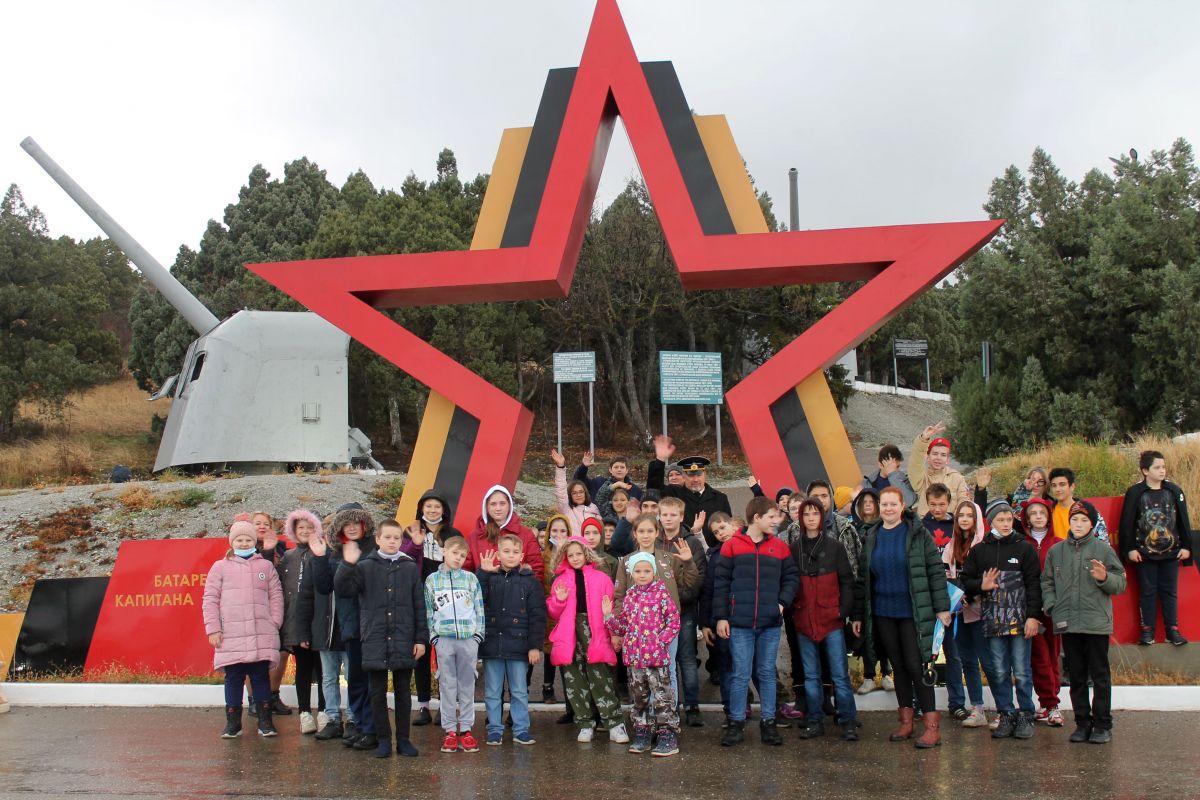 Юные новороссийцы посетили музей «Батарея капитана Зубкова»
