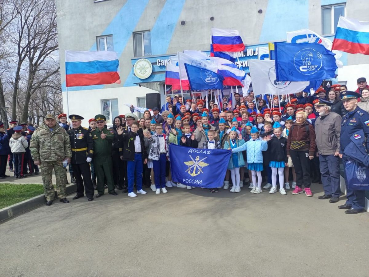 ДОСААФ России провел в Саратове традиционные соревнования по парашютному спорту