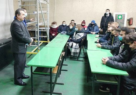 Дню защитника Отечества