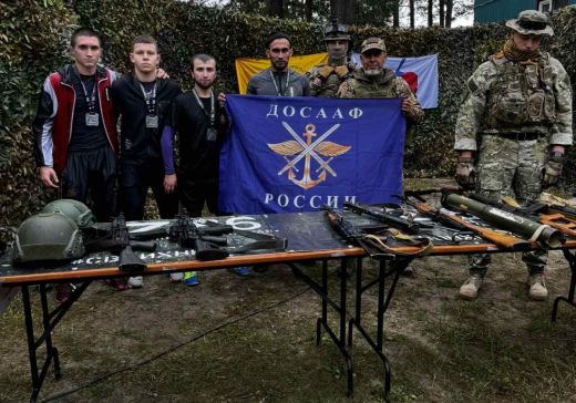 Дома и стены помогают…