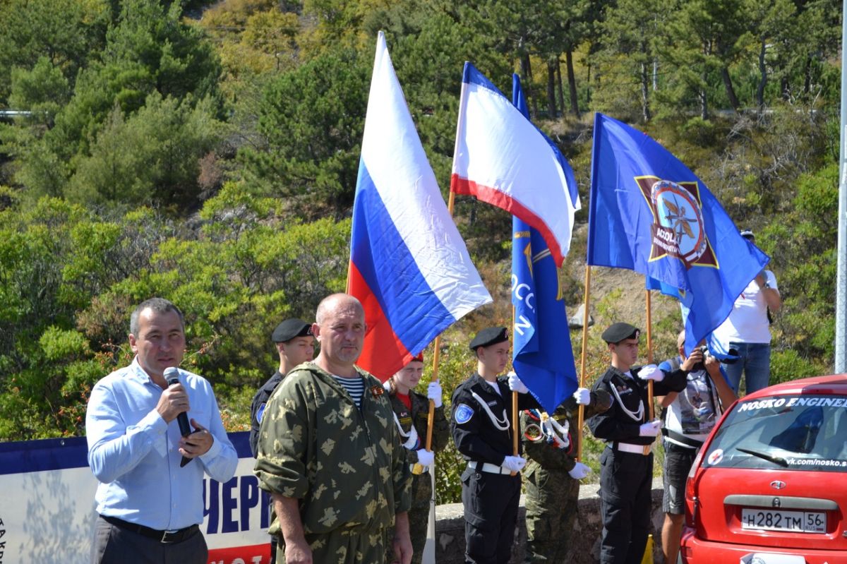 По горной дороге с ветерком…