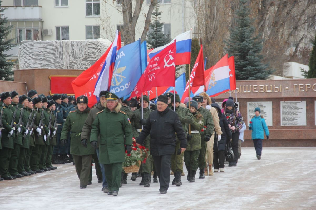 ДОСААФ чтит героев Отечества