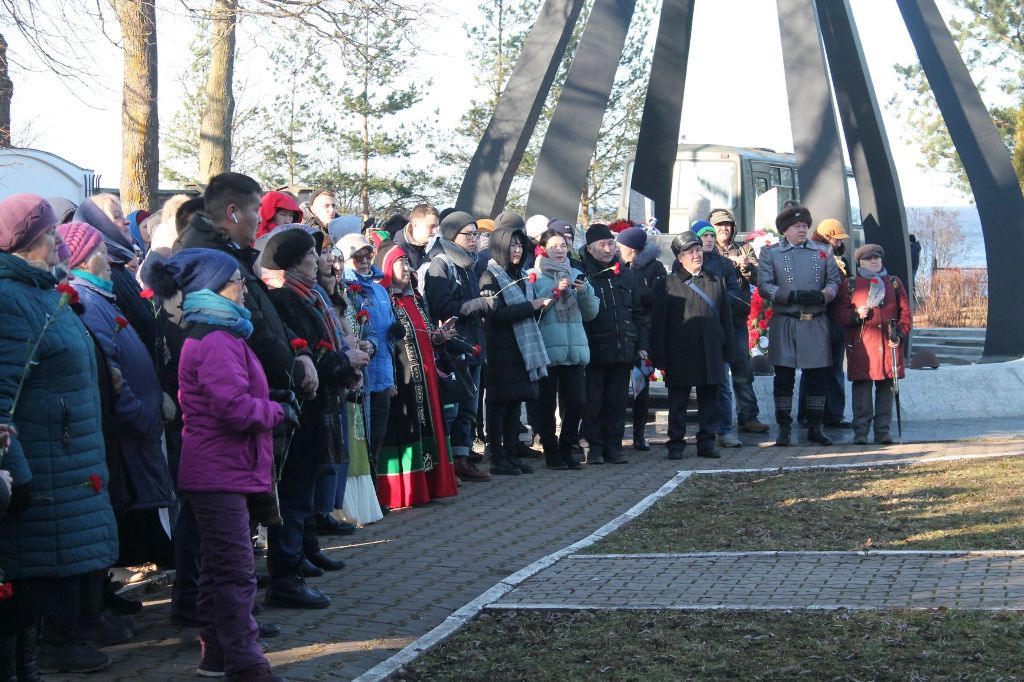 На новгородской земле помнят воинов-якутов