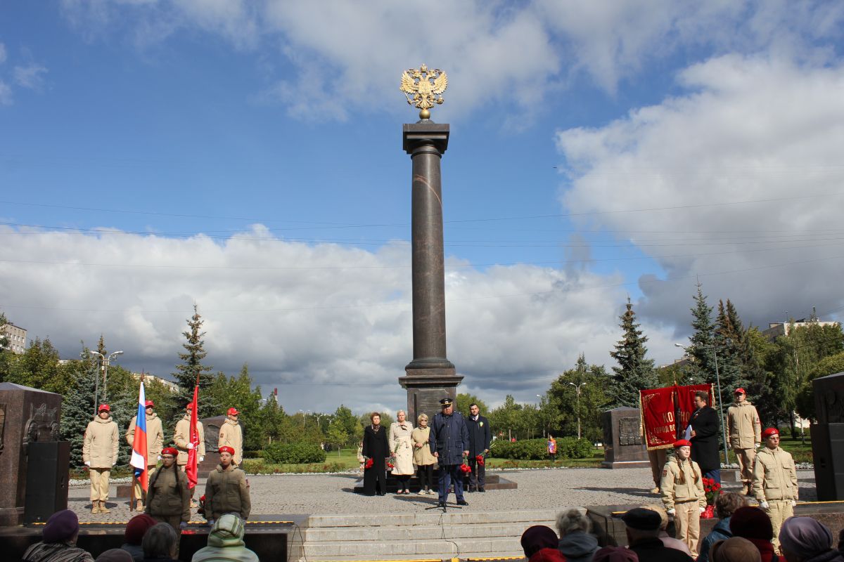 Автопробег памяти защитников Ленинграда