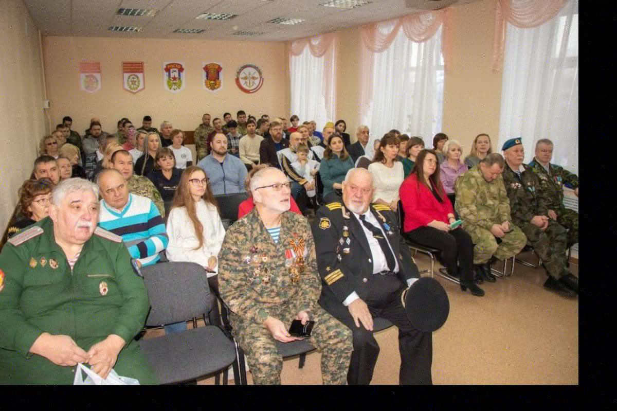 В гости к ДОСААФ пришли волонтеры…