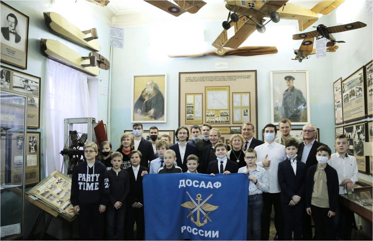В Центральном доме авиации и космонавтики ДОСААФ России прошел фестиваль по аэрокосмической робототехнике