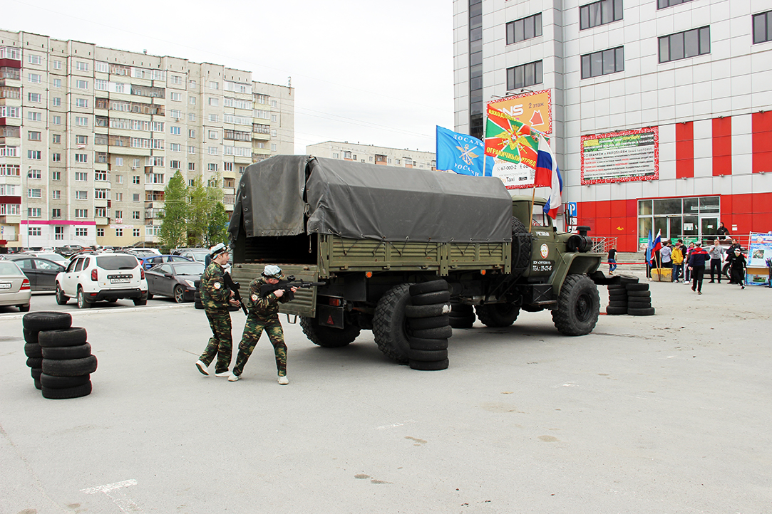 В Сургуте День военного водителя
