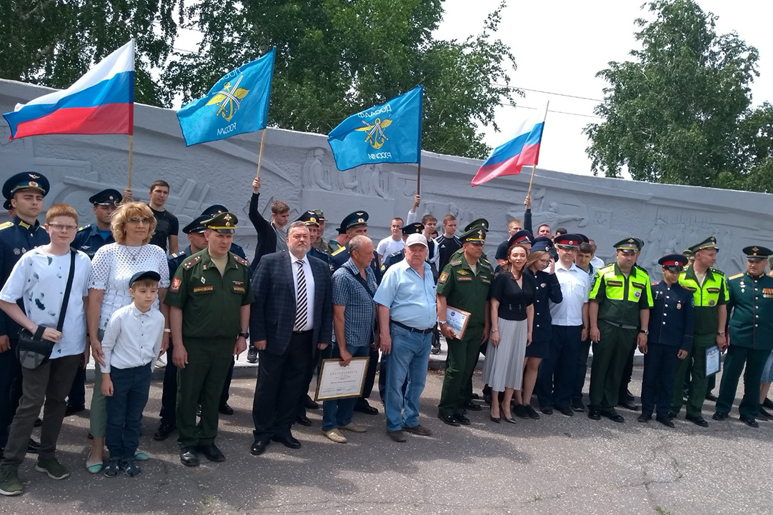 День военного автомобилиста отметили в Саратове