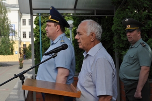 Белгородские досаафовцы поздравили военных автомобилистов